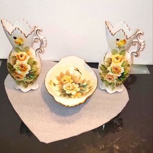 BEAUTIFUL VINTAGE HANDPAINTED CERAMIC FLORAL 8" VASES AND 8 1/2" WIDE BOWL VIN